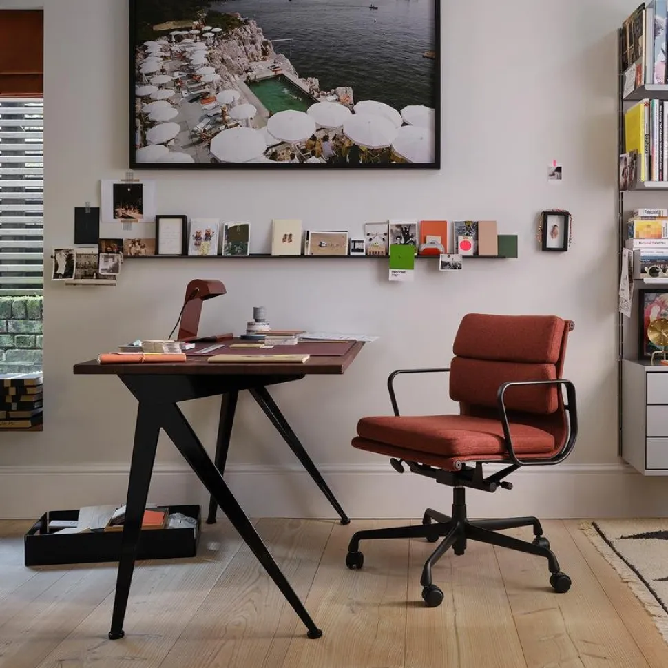 Soft Pad Chair EA 217