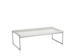 Trays Tisch