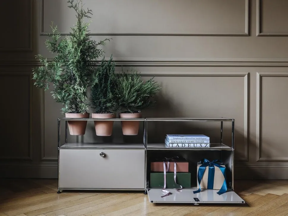 USM Haller Lowboard L mit Aufbau, individualisierbar
