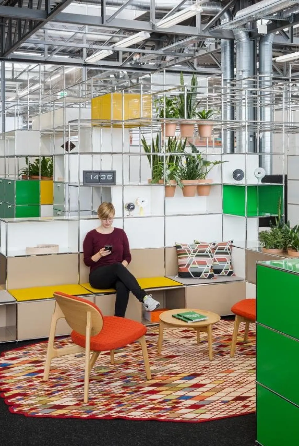 USM Haller Pflanzenbeistelltisch Typ 2