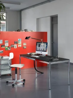 USM Haller Tisch Advanced