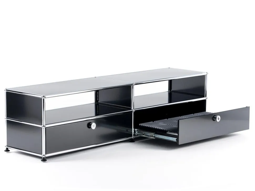 USM Haller TV-Board mit Ausziehtüren