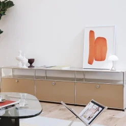 USM Haller TV-Board mit Aufbau