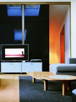 USM Haller TV-/HiFi-Lowboard, individualisierbar
