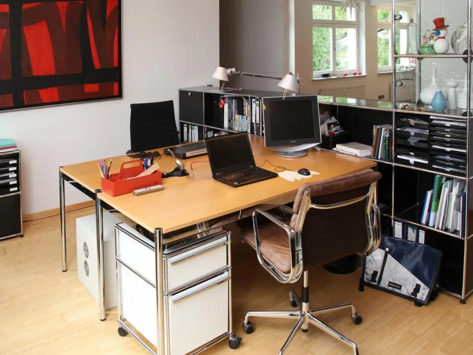 USM Haller Vitrinenschrank