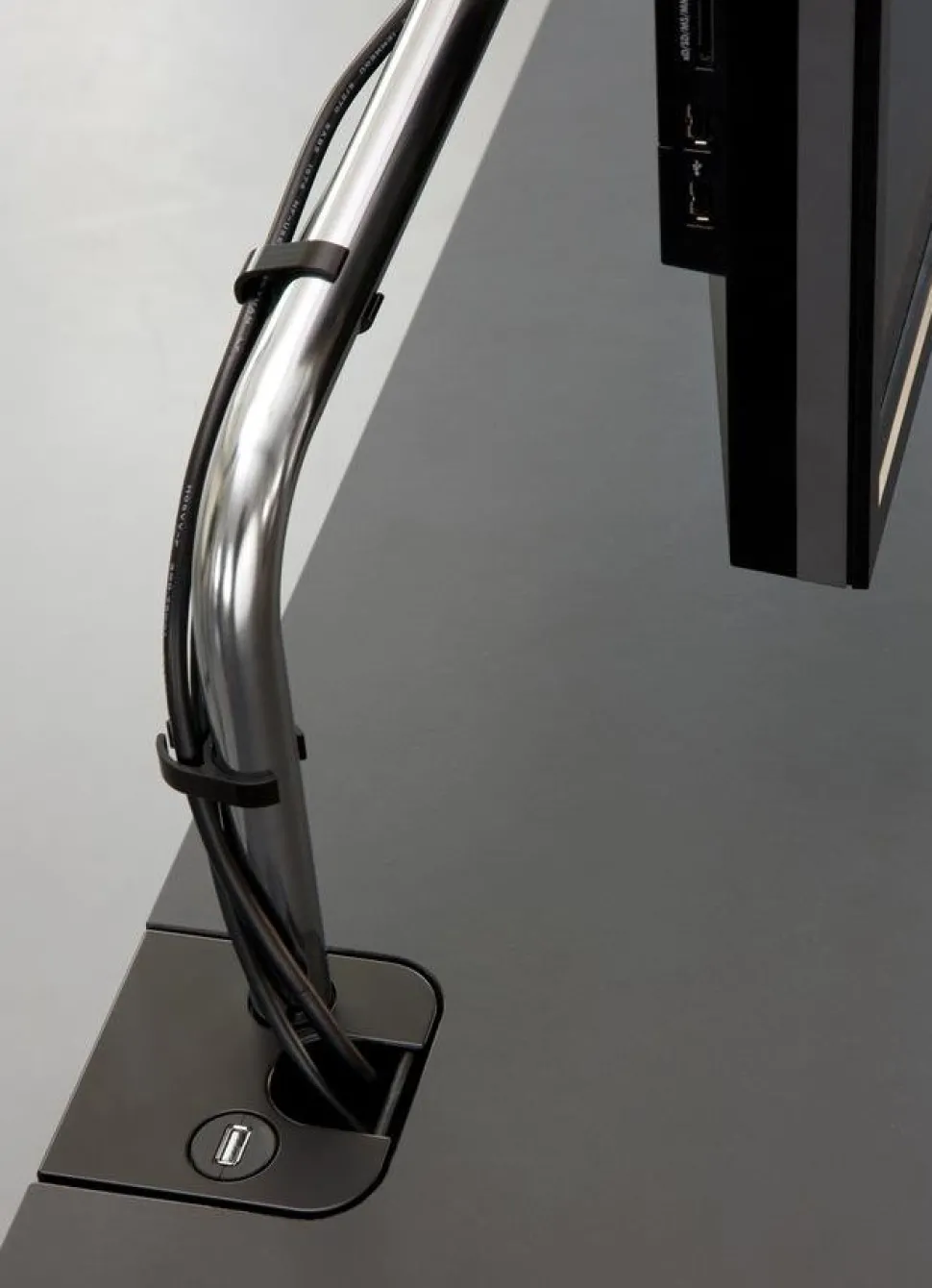 USM USB-Adapter für USM Haller Tisch