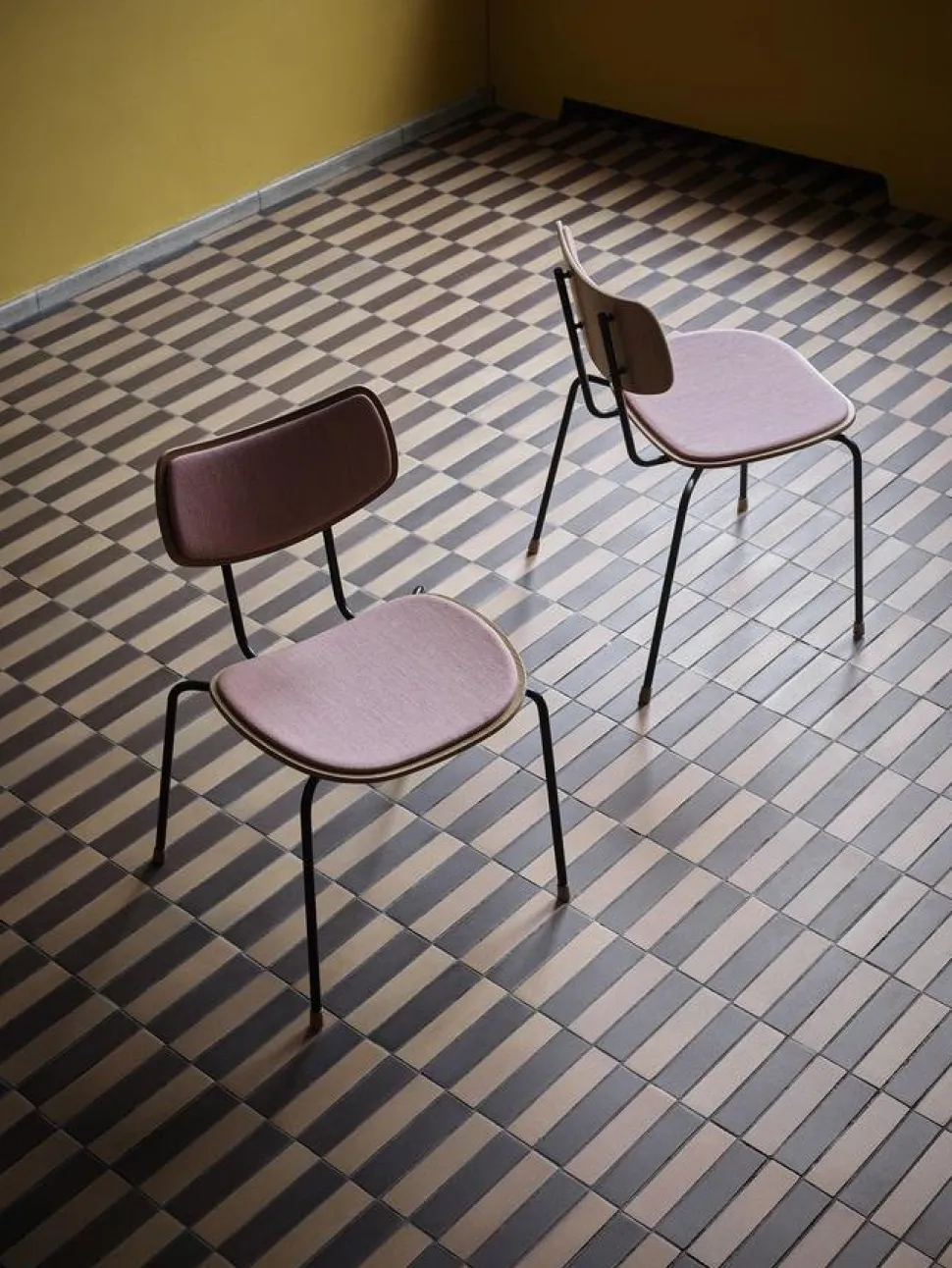 VLA26 Vega Chair
