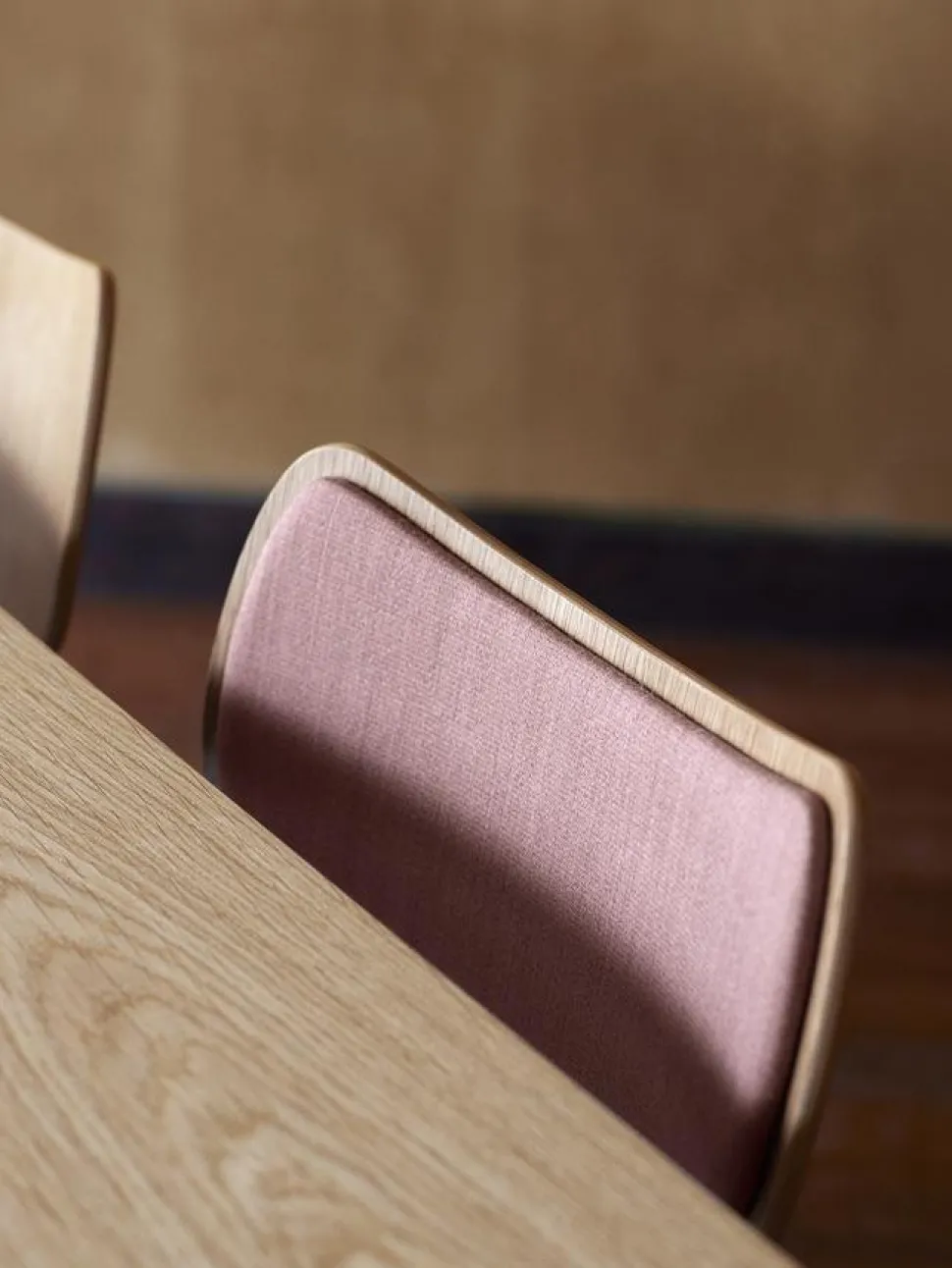 VLA26 Vega Chair