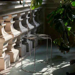 Wire Hocker
